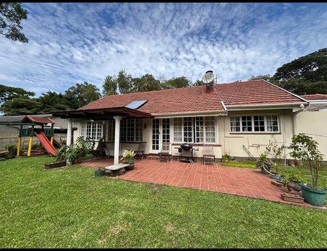 5 BEDROOM HOUSE FOR SALE IN ATHOLL HEIGHTS